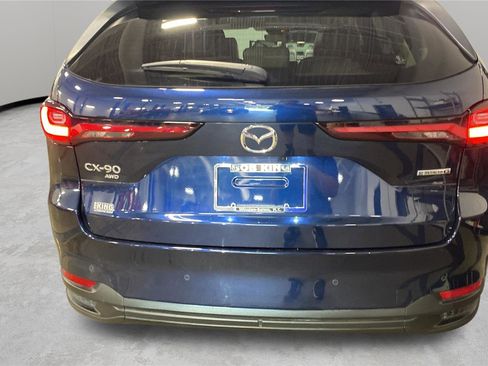 Used 2025 MAZDA CX-90 3.3 Turbo w/ Preferred Package AWD/4WD image 21
