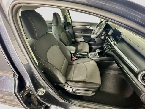 Used 2023 Kia Forte LX FWD image 28