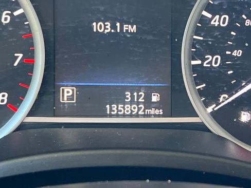 Used 2019 Nissan Sentra S FWD image 25