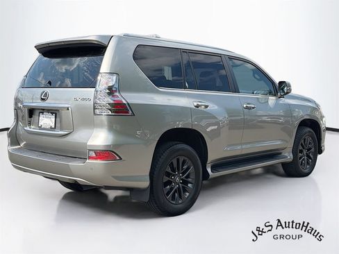 Used 2023 Lexus GX 460 Premium w/ Premium Package AWD/4WD image 7