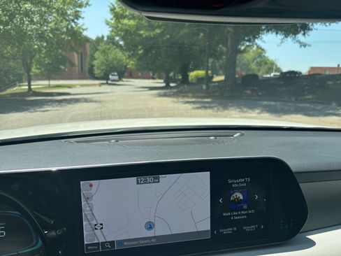 Used 2025 Hyundai Palisade SEL FWD image 17