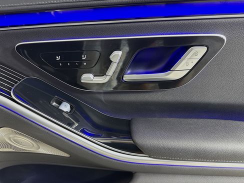 Used 2023 Mercedes-Benz S 500 S 500 w/ AMG Line image 29