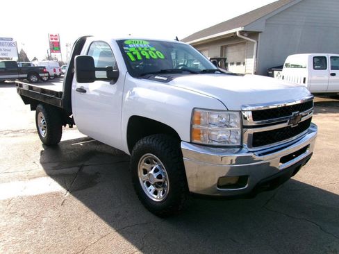Used 2011 Chevrolet Silverado 3500 LT w/ Convenience Package image 6