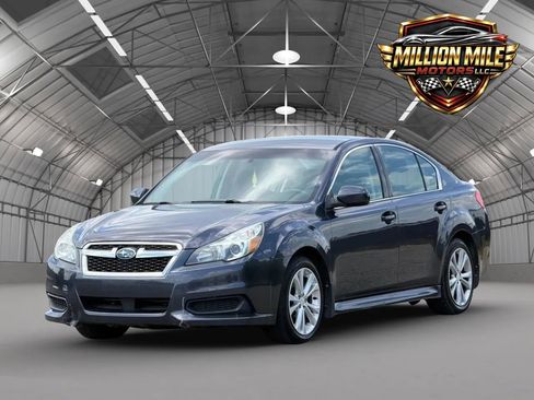 Used 2013 Subaru Legacy 2.5i Premium w/ All-Weather Pkg AWD/4WD image 6