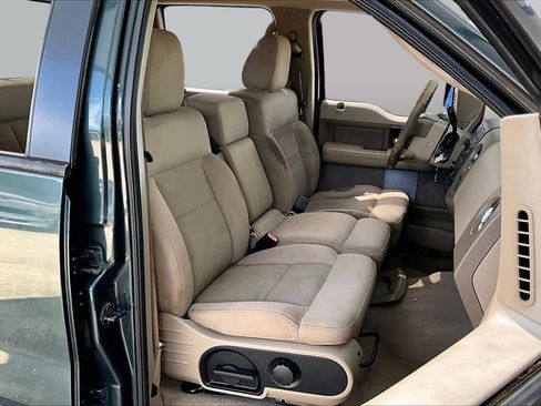 Used 2005 Ford F150 XLT RWD image 8
