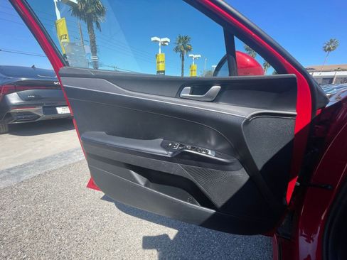Used 2025 Kia K5 LXS image 18