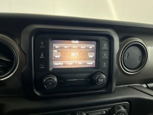 Used 2018 Jeep Wrangler Unlimited Sport S image 61