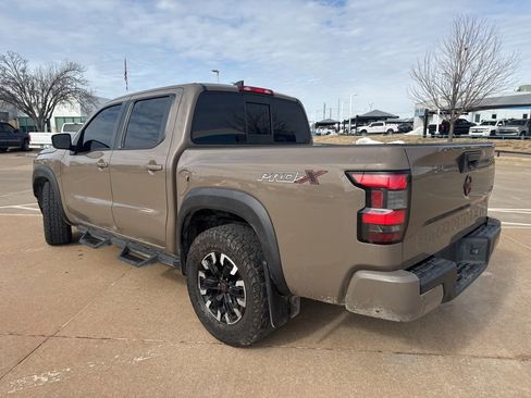 Used 2022 Nissan Frontier Pro-X w/ Technology Package image 4