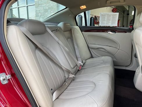 Used 2008 Buick Lucerne CXL w/ Driver Confidence Package FWD image 34