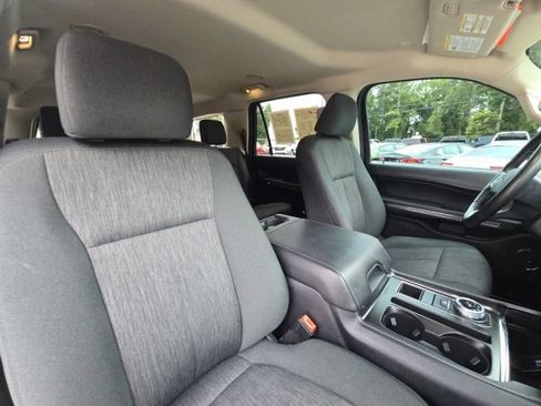 Certified 2022 Ford Expedition XLT RWD image 24