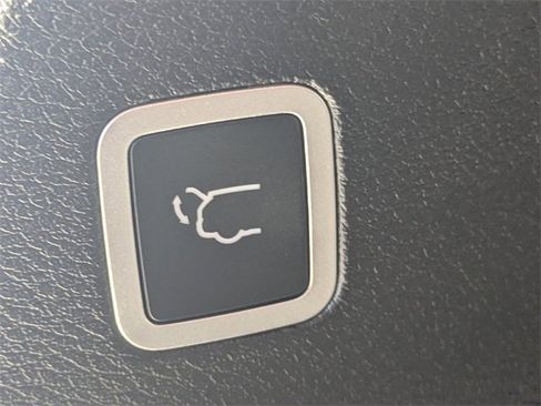 New 2026 Chrysler Pacifica Select image 13