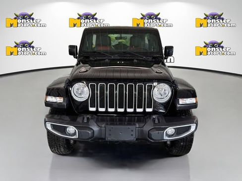 Used 2023 Jeep Wrangler Unlimited Sahara w/ Cold Weather Group AWD/4WD image 2