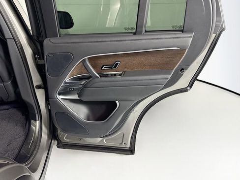 Used 2023 Land Rover Range Rover SE AWD/4WD image 28