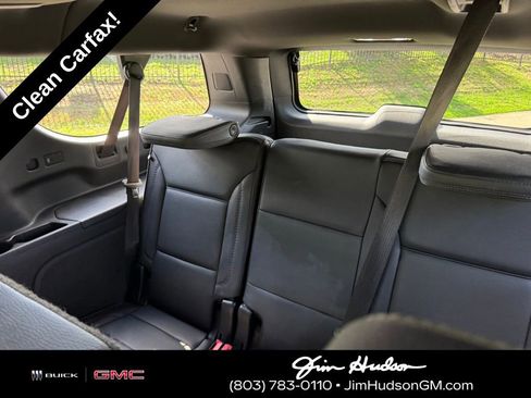 Used 2024 GMC Yukon XL Denali image 28
