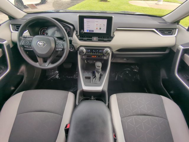 Certified 2024 Toyota RAV4 XLE w/ Convenience Package FWD image 17