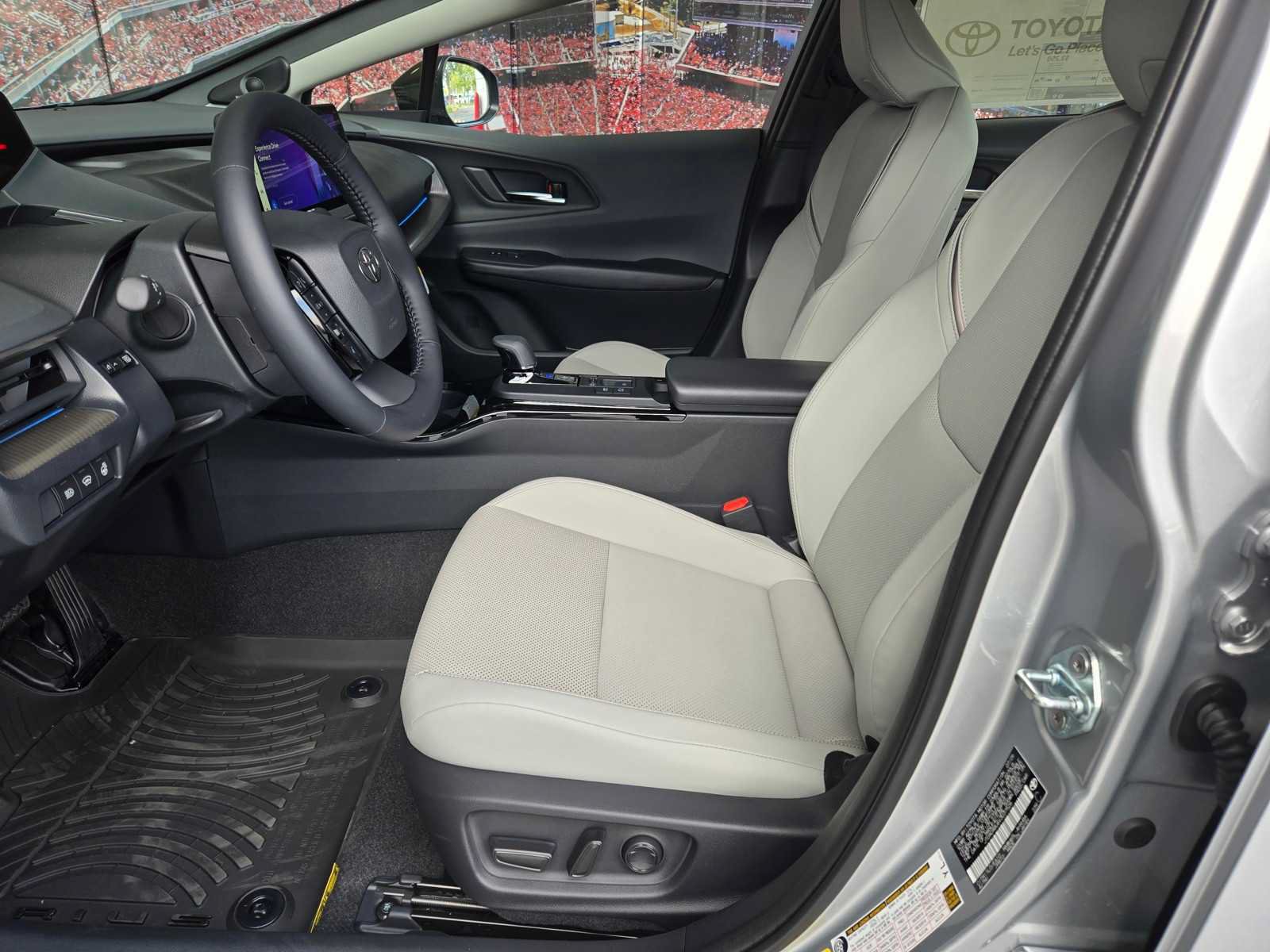 New 2027 Toyota Prius Limited AWD/4WD image 11