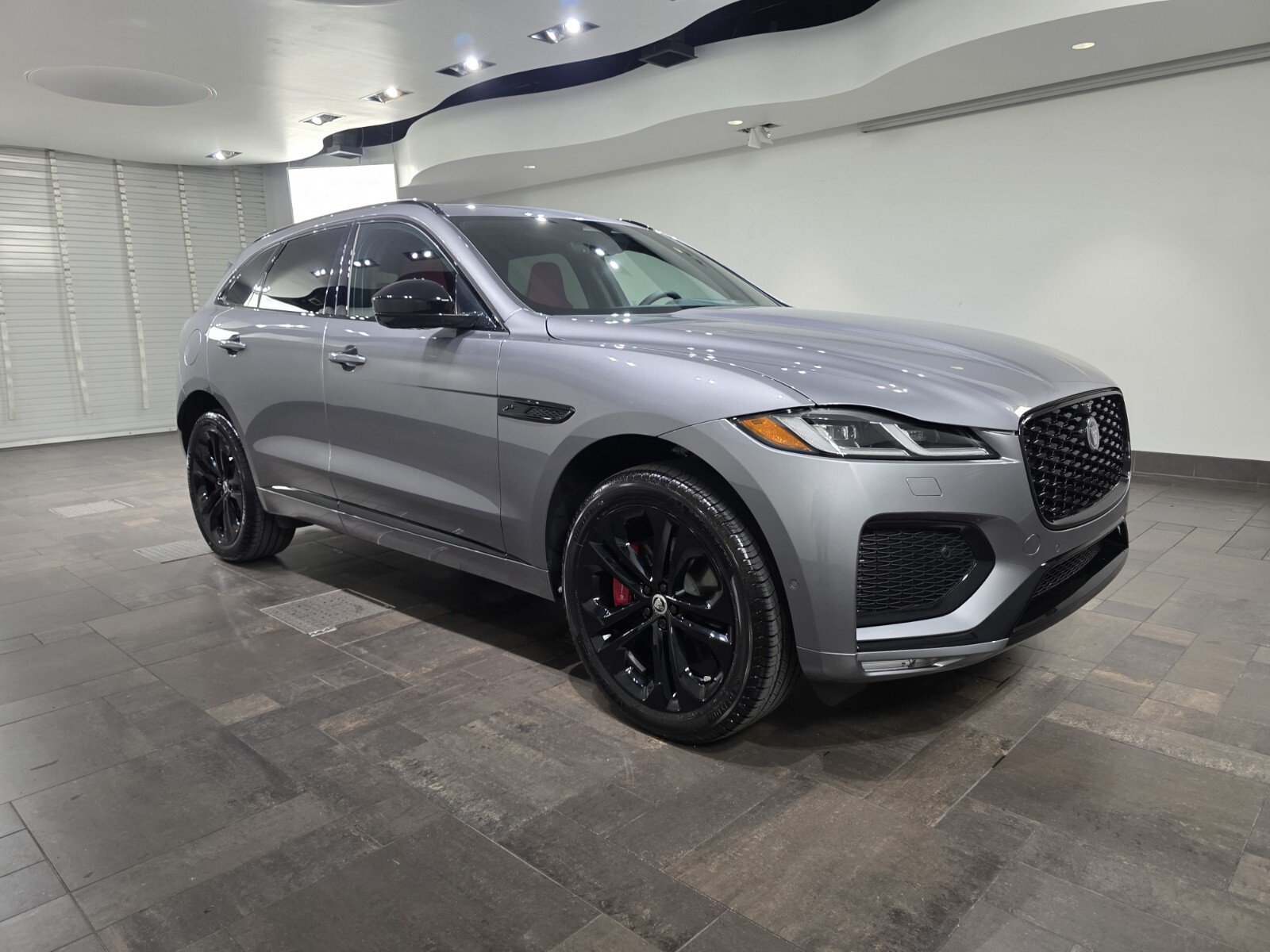 New 2026 Jaguar F-PACE R-Dynamic S AWD/4WD image 23