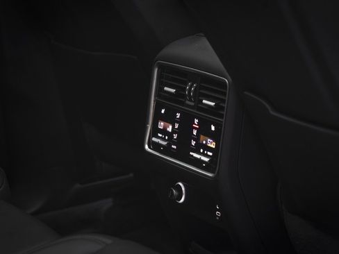 Used 2021 Porsche Cayenne GTS image 45