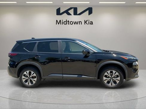 Used 2023 Nissan Rogue SV AWD/4WD image 2