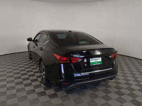 Used 2020 Nissan Altima 2.5 SR w/ Premium Package FWD image 5