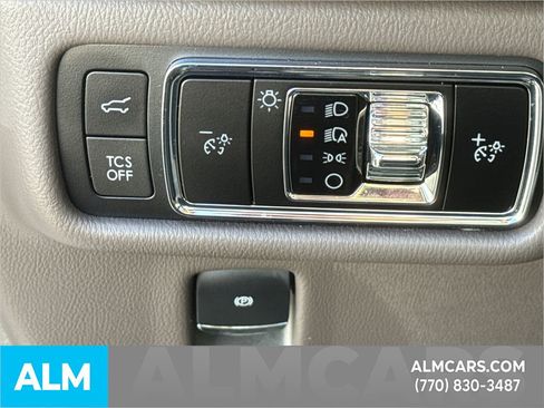 Used 2023 Lincoln Nautilus Reserve image 41