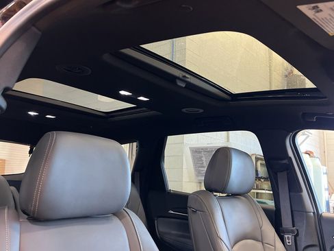 Used 2024 Buick Enclave Essence w/ Experience Buick Package image 31