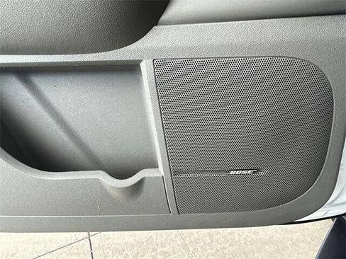 Used 2017 Chevrolet Traverse LT image 25