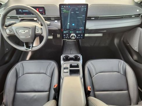 Used 2025 Ford Mustang Mach-E Premium image 14