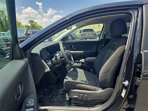 New 2025 Hyundai Ioniq 5 SE image 11