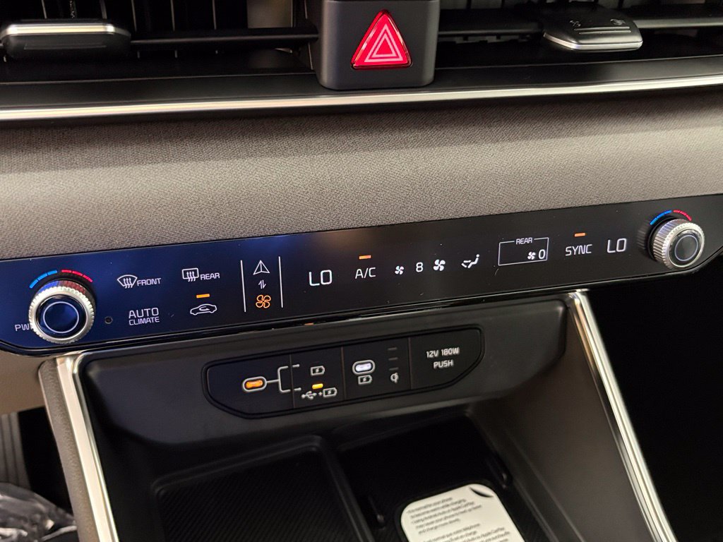 New 2026 Kia Carnival EX FWD image 28