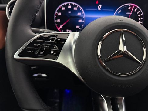 Certified 2025 Mercedes-Benz GLC 350e 4MATIC image 13
