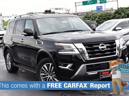 Used 2023 Nissan Armada SL w/ Captain's Chairs Package AWD/4WD image 2