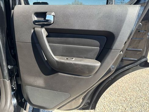 Used 2010 HUMMER H3 Alpha image 20