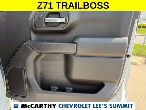 Used 2024 Chevrolet Silverado 1500 Custom Trail Boss w/ LPO, Dark Essentials Package AWD/4WD image 27