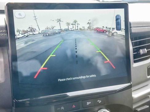 Certified 2024 Ford Expedition XLT image 23