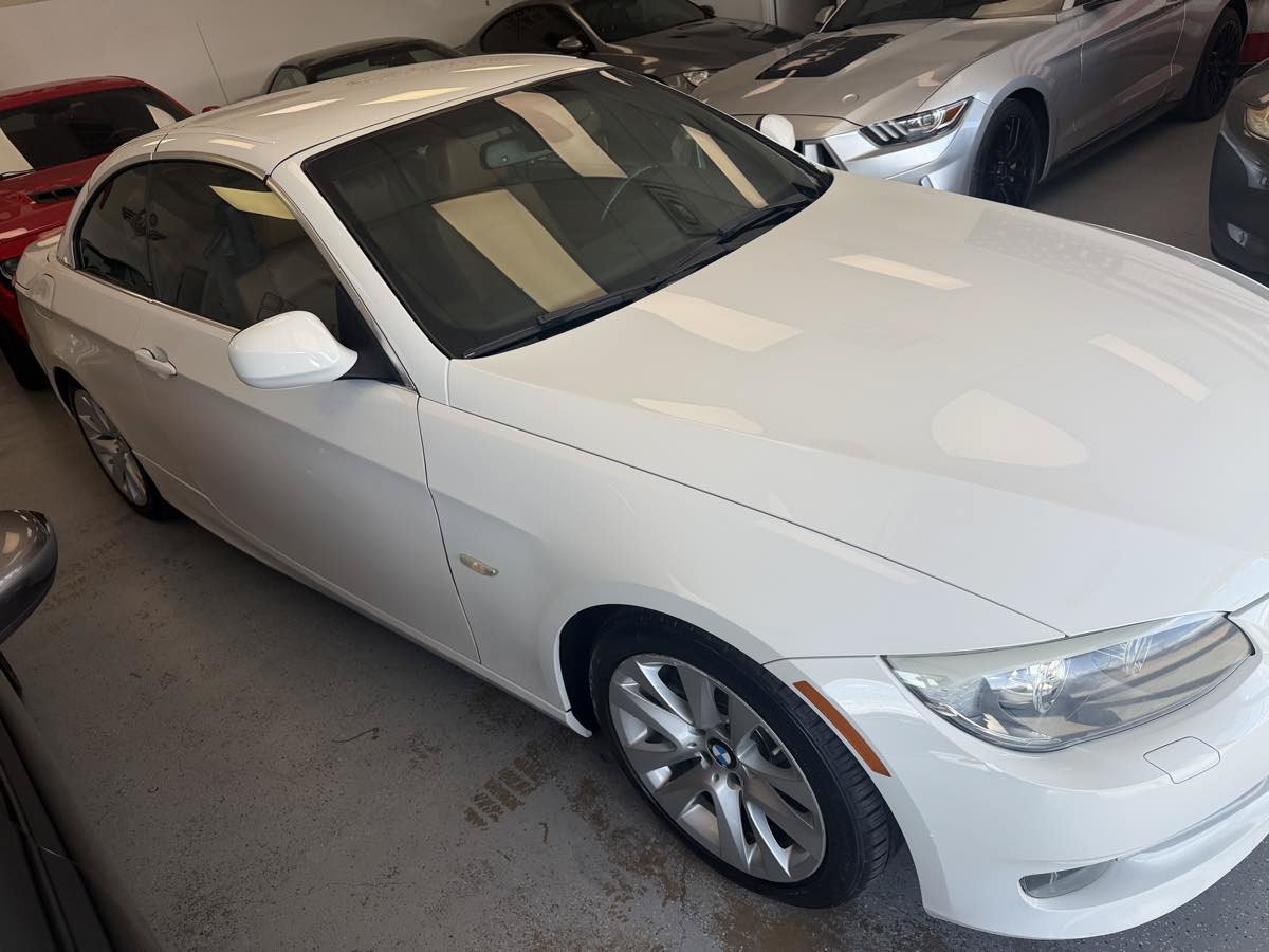 Used 2013 BMW 328i Convertible RWD image 5