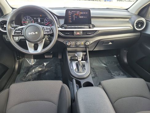 Used 2023 Kia Forte LXS image 18