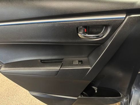Used 2015 Toyota Corolla S FWD image 20