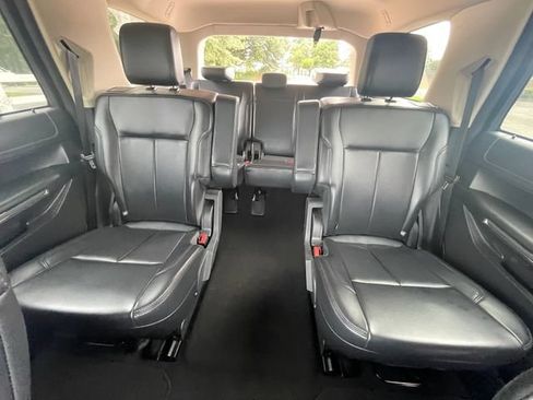 Certified 2024 Ford Expedition XLT AWD/4WD image 17