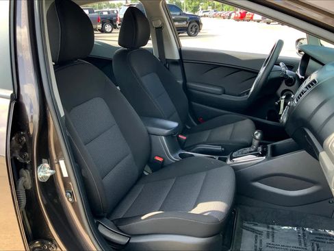 Used 2018 Kia Forte LX FWD image 9