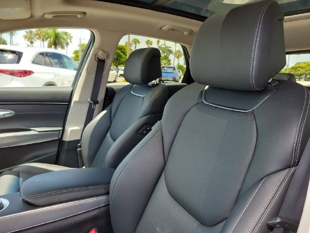 Used 2024 Genesis GV70 2.5T w/ Select Package AWD/4WD image 23