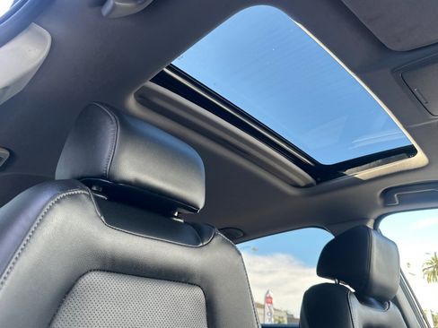 Used 2022 Honda CR-V EX-L image 18