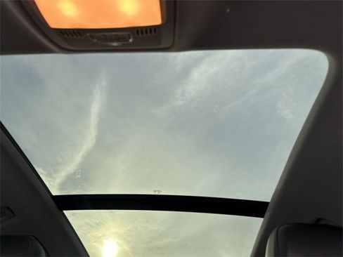 Used 2016 Audi Q5 2.0T Premium Plus w/ Technology Package image 16