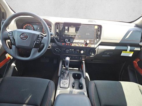 New 2026 Nissan Frontier PRO-4X w/ Tow Package AWD/4WD image 11