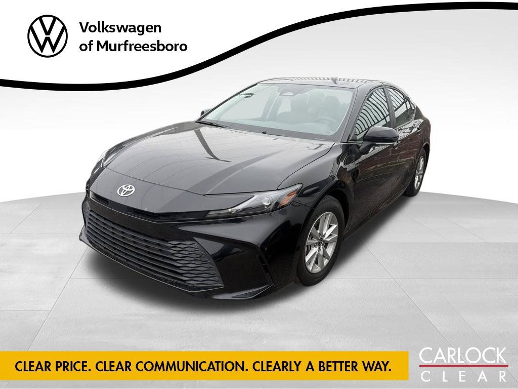 Used 2025 Toyota Camry LE w/ Convenience Package FWD image 1