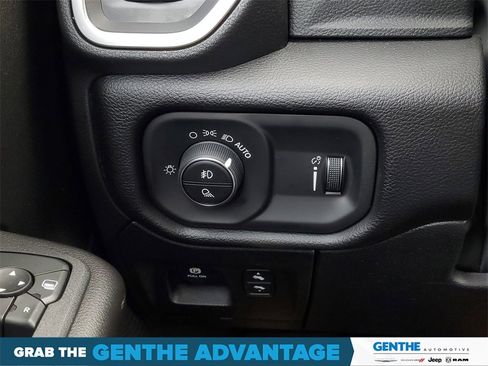 New 2026 RAM 1500 4x4 Crew Cab image 14