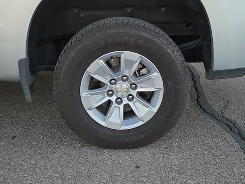 Used 2019 Chevrolet Silverado 1500 LTZ image 6