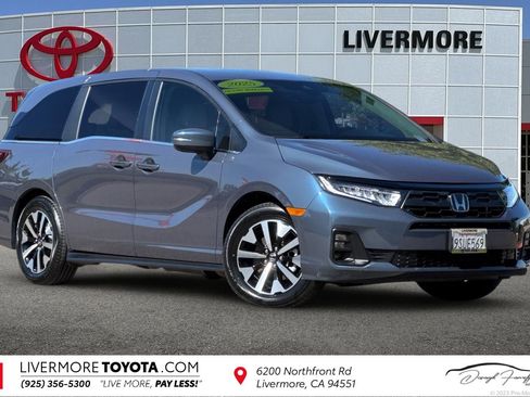 Used 2025 Honda Odyssey EX-L image 1