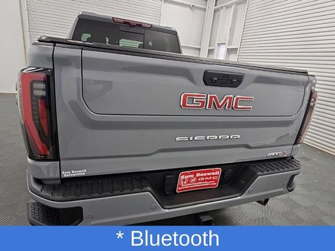 Used 2024 GMC Sierra 2500 AT4 w/ Technology Package AWD/4WD image 10