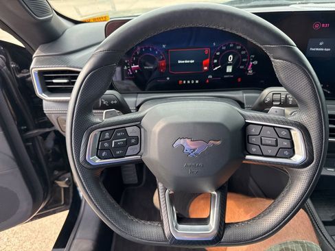 Used 2024 Ford Mustang GT Premium image 19